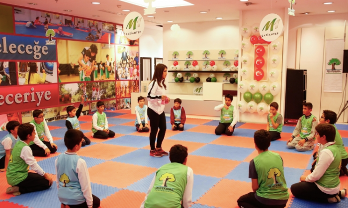 Öğrencilerin geleneksel oyun keyfi