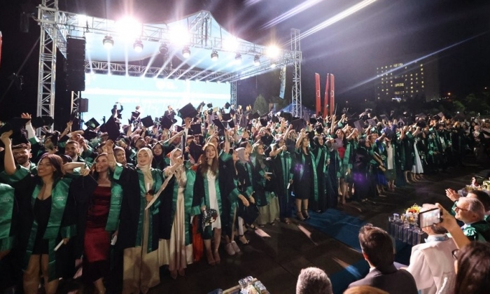 GİBTÜ’de mezuniyet coşkusu