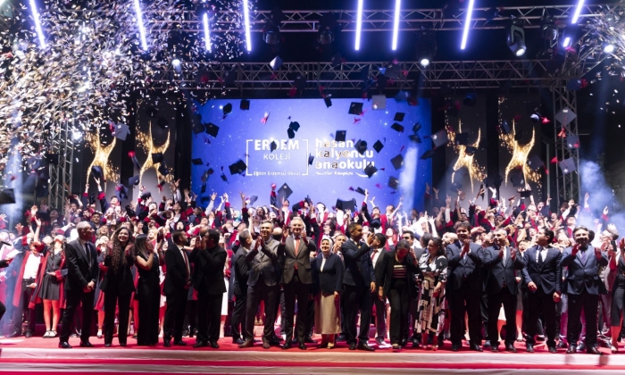 Erdem Koleji’nde mezuniyet coşkusu