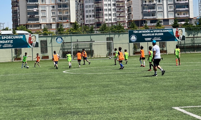 Şahinbey yaz spor okulları başladı