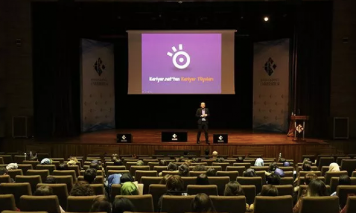 HKÜ'de kariyer semineri