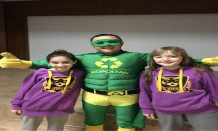 Uğur Ortaokulu'nda atık yönetimi