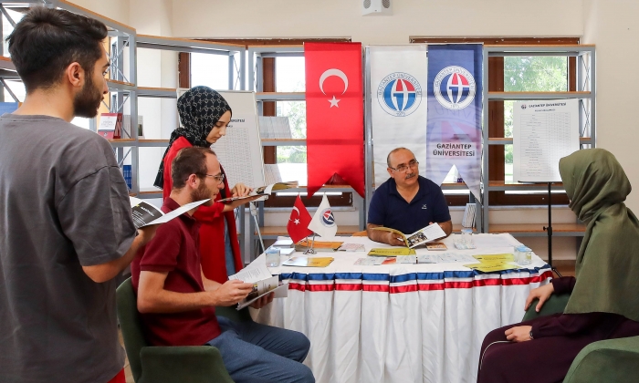 GAÜN’de tercih ofisi açıldı