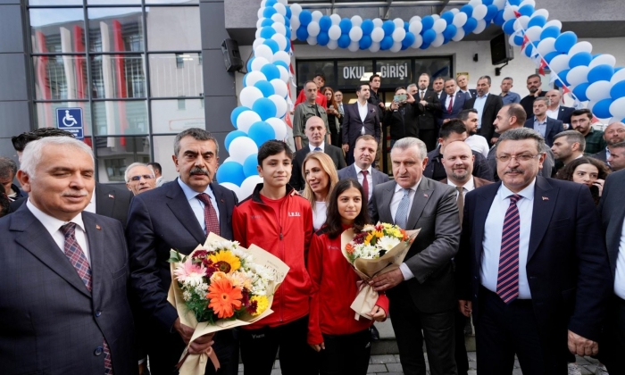 Erdemoğlu Spor Lisesi Kompleksi açıldı
