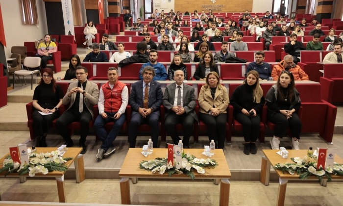 Öğrenci Toplulukları için ‘ÜNİDES Proje Bilgilendirme Toplantısı Yapıldı