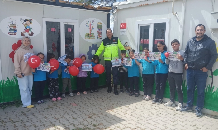 Jandarmadan Öğrencilere Trafik Eğitimi