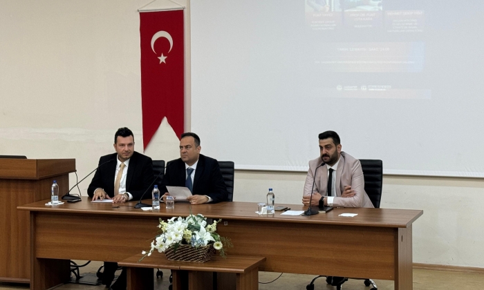 GAÜN’de Konferans Düzenlendi