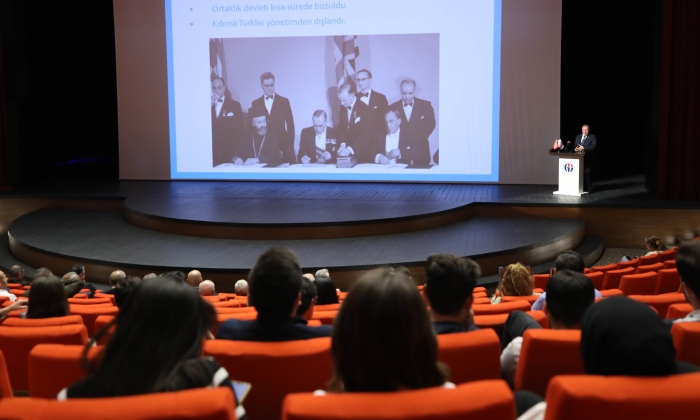 GAÜN’de önemli konferans