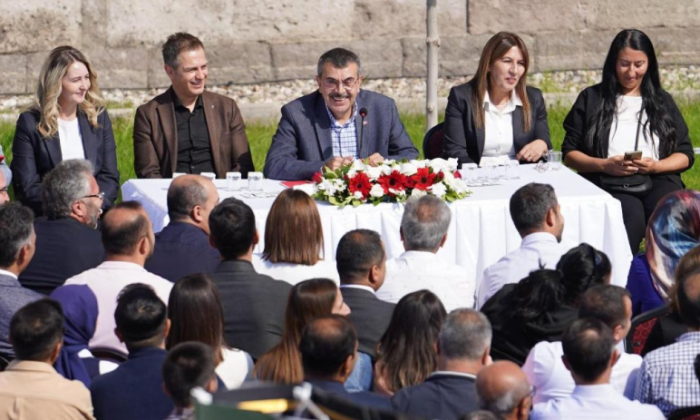 Öğretmenler, mesleki çalışma programına istedikleri illerde katılabilecek