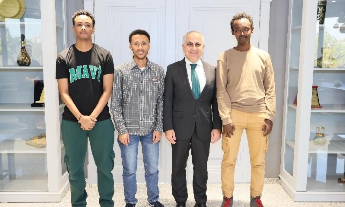 Rektör Doğan, öğrencilerle bir araya geldi!