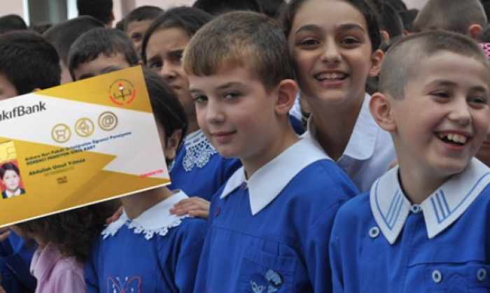 600 bin öğrenciye burskart