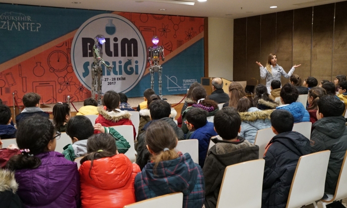 Erdem Koleji Gezegenevi ve Bilim Merkezinde