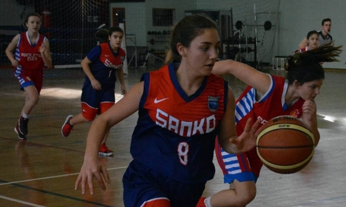 SANKO Okulları'ndan basketbol başarısı