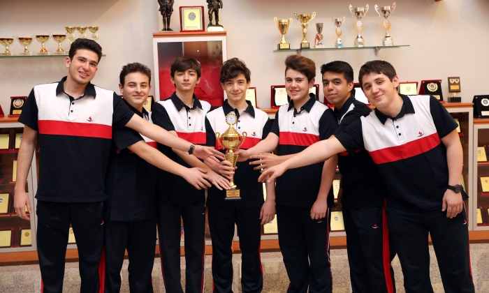 SANKO Okulları yüzmede il birincisi oldu