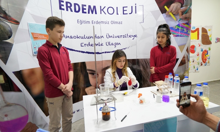 Canlı Yayından Kilometrelerce Öteye Ders