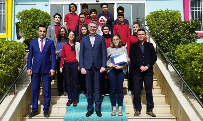 Erdemli öğrencilerin Türkiye başarısı