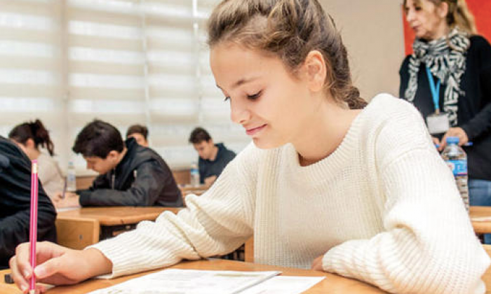 Liselere geçişte küçük yaşa öncelik