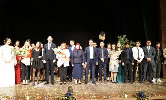 Bir Telden Bir Gönülden