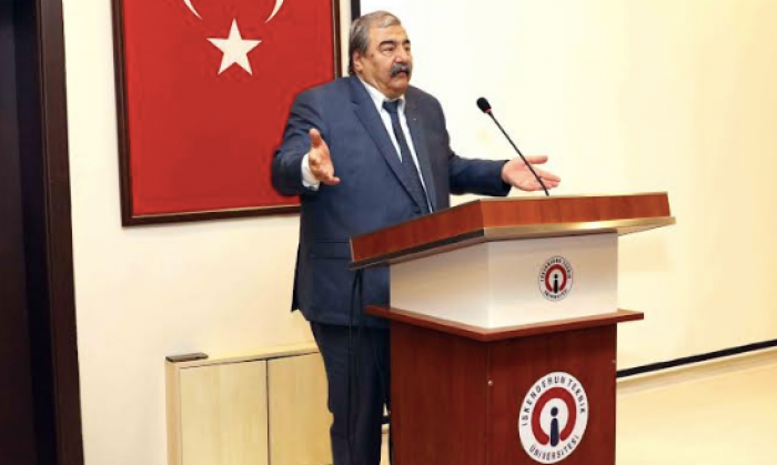 Abdulkadir Konukoğlu öğrencilerle buluştu