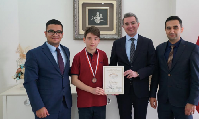 Erdem Koleji Resim Yarışmasından Başarıyla Döndü