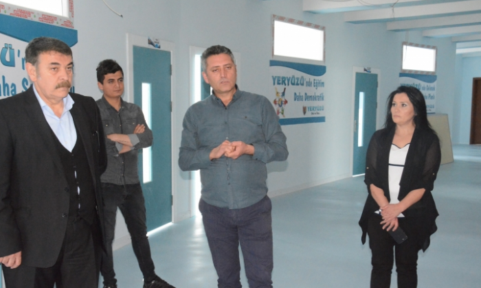 Yeryüzü merhaba diyor