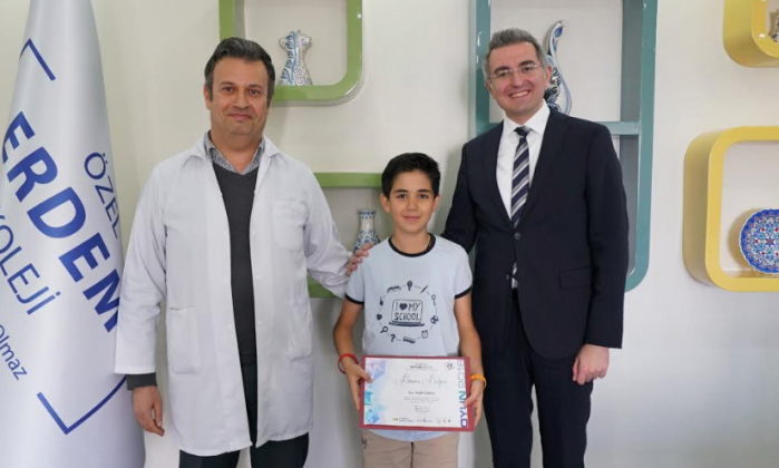Erdemli öğrenci zeka oyunlarında finale kaldı
