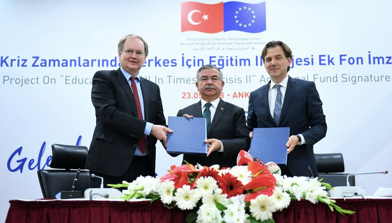 Bakan Yılmaz: Türkiye´deki Suriyelilerin okullaşma oranı yüzde 63´e yaklaştı