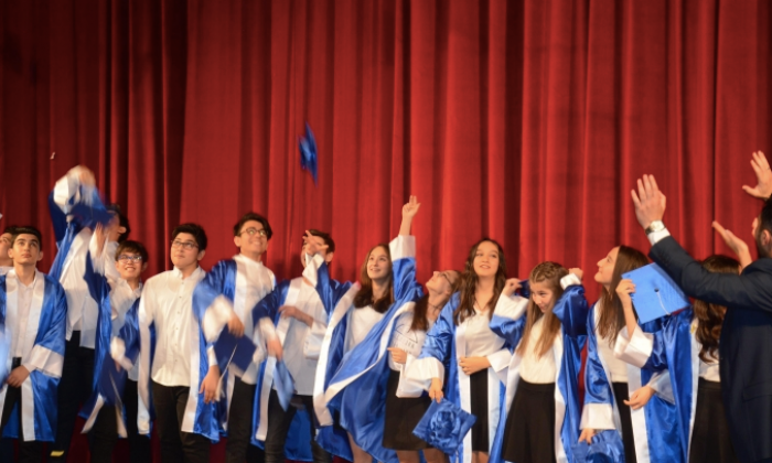 Akay Koleji’nde mezuniyet coşkusu