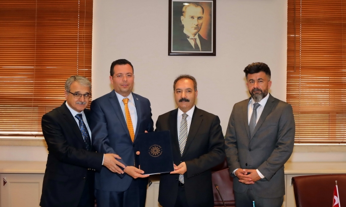 GAÜN’DE “GAZİANTEP'TE SURİYELİLER: BAŞARI HİKÂYELERİ” PROJESİ PROTOKOLÜ İMZALANDI