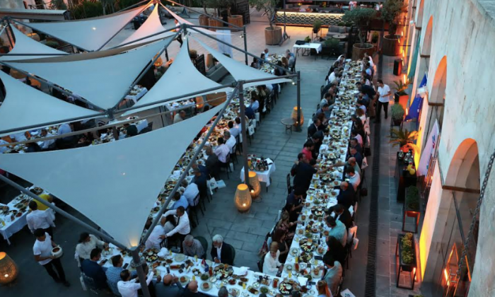 Eğitimciler HKÜ'nün iftar yemeğinde buluştu