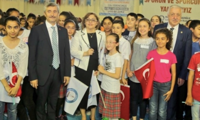 Şahinbey Belediyesi’nden 534 öğrenciye bisiklet