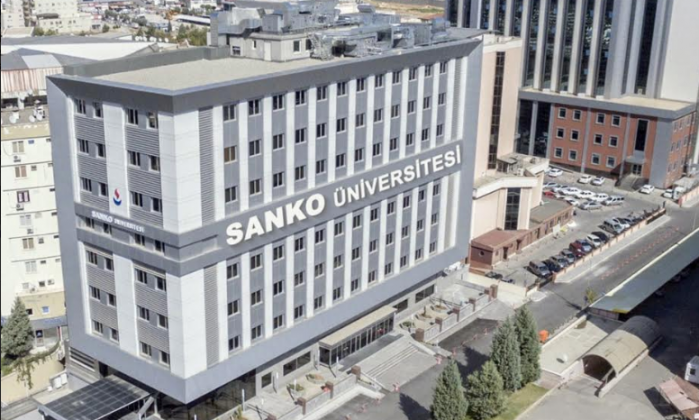 SANKO Üniversitesi'nde mezuniyet heyecanı