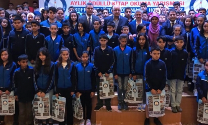 Şahinbey Belediyesi okutup ödüllendiriyor