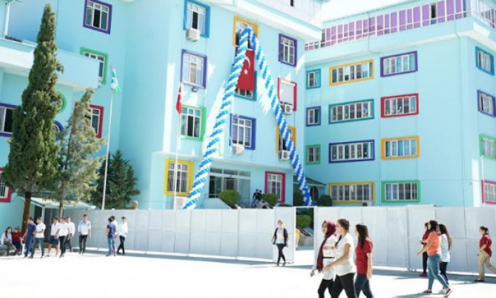 Erdem Koleji'nde gelenek bozulmadı