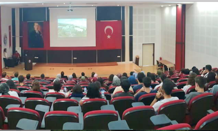 Diş Hekimliği Fakültesi Öğrencilerine Oryantasyon Sunumu