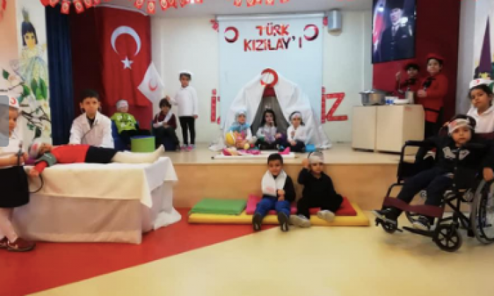 Seçkin Koleji öğrencilerine Kızılay anlatıldı