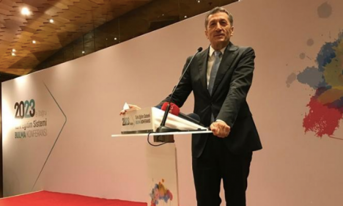 Bakan Selçuk: Okullara bağlama geliyor