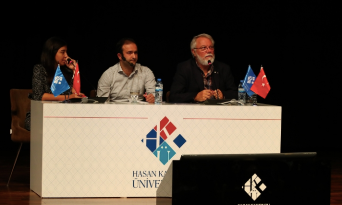 Amerikalı uzay fotoğrafçısı HKÜ’de