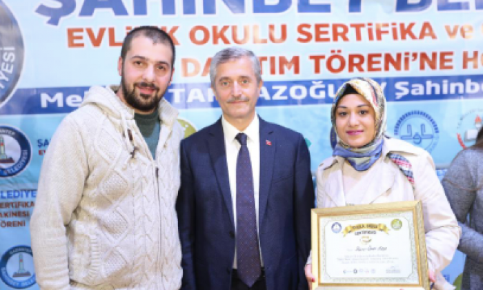 15 kursiyer evlilik okulundan mezun oldu