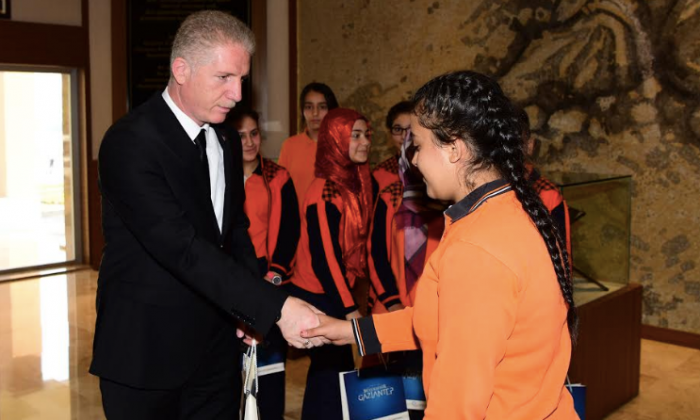 Vali Gül'den öğrencilere tavsiyeler