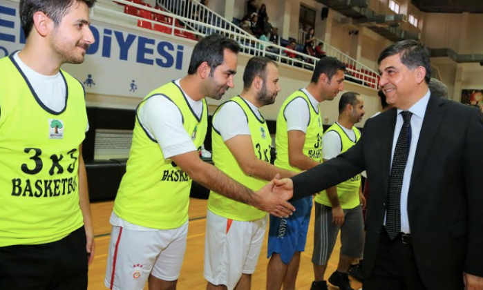 Öğretmenler arası spor etkinlikleri başladı