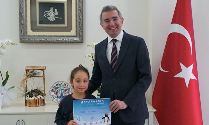 Erdem Koleji’nden Antartika Resim Yarışması Başarısı