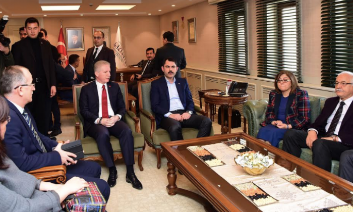 Bakan Kurum’dan okul arsası vereceklere konut dönüşümü müjdesi