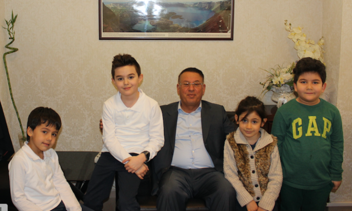 Seçkinli minikler yüzme yarışmasına damga vurdu