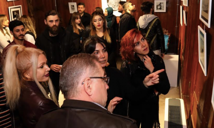 GAÜN resim bölümü öğrencileri çalışmalarını sergiledi