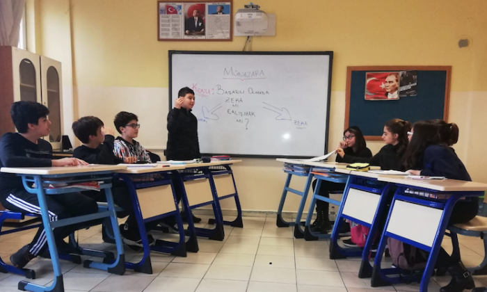 Seçkin Koleji'nde "münazara" günleri