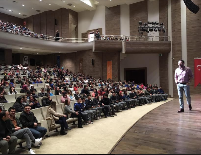 Büyükşehir Belediyesi'nden Değerli Gençlik Buluşmaları