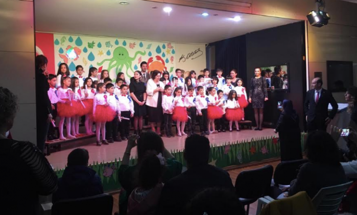 Özel Çağdaş Bilgi Okulları'nda okuma bayramı