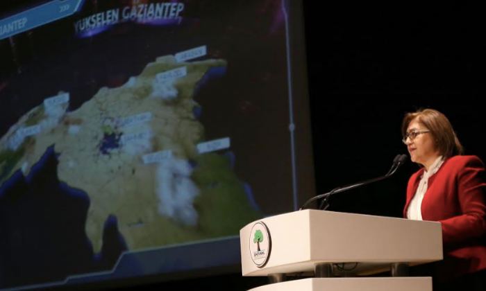 ÖĞRETMENLER EV SAHİBİ OLUYOR