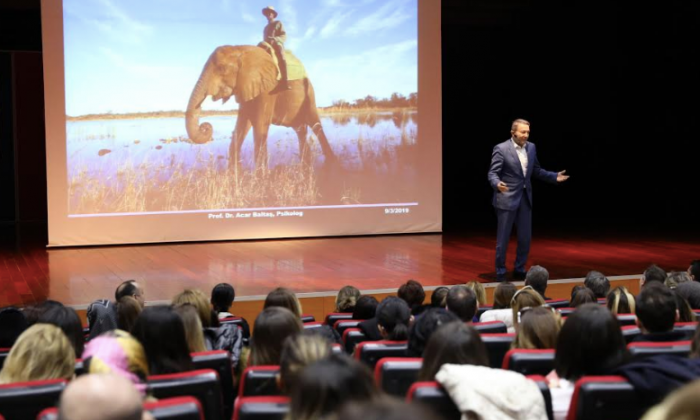 Prof. Dr. Acar Baltaş SANKO Okulları'nda söyleşi yaptı